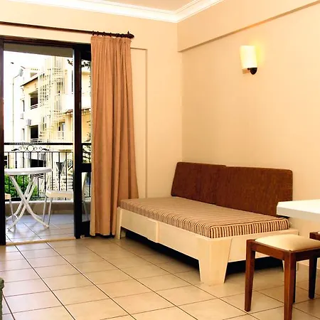 Club Alize مرمريس